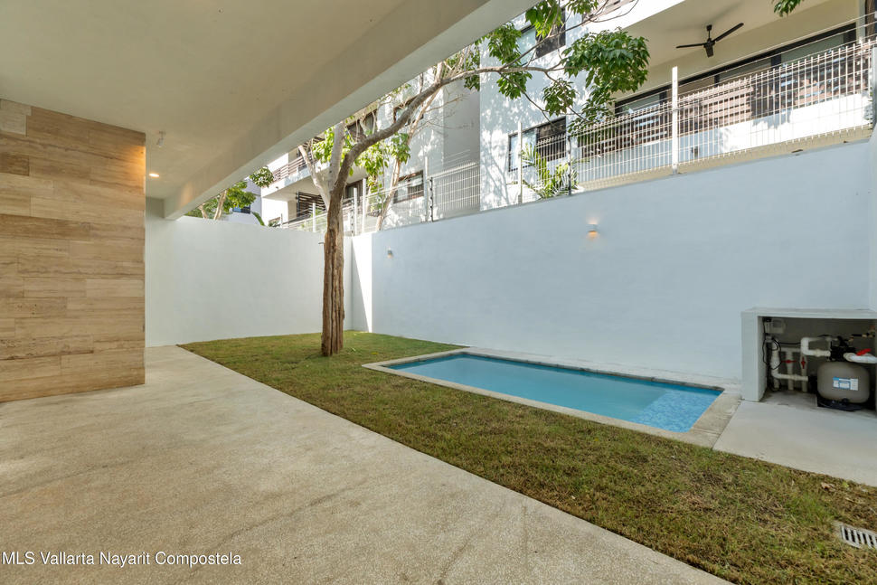 20251217202623650141000000 o