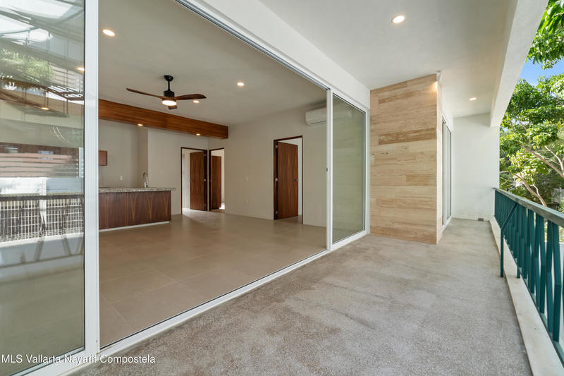 20251217204956017251000000 o