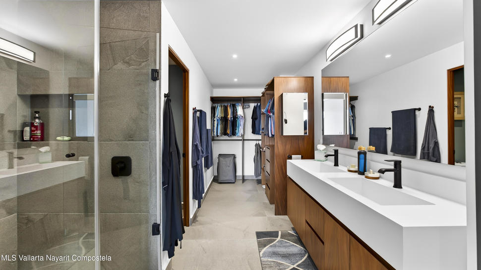 20251213164441276426000000 o