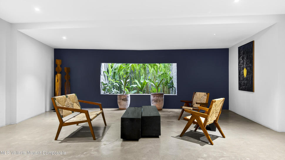 20251213164904985835000000 o