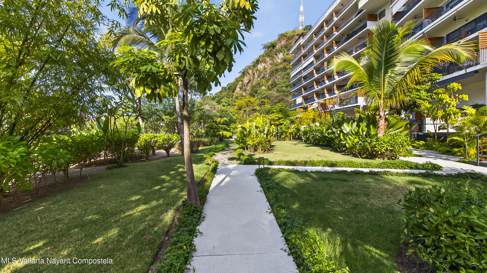 20251213165002876456000000 o