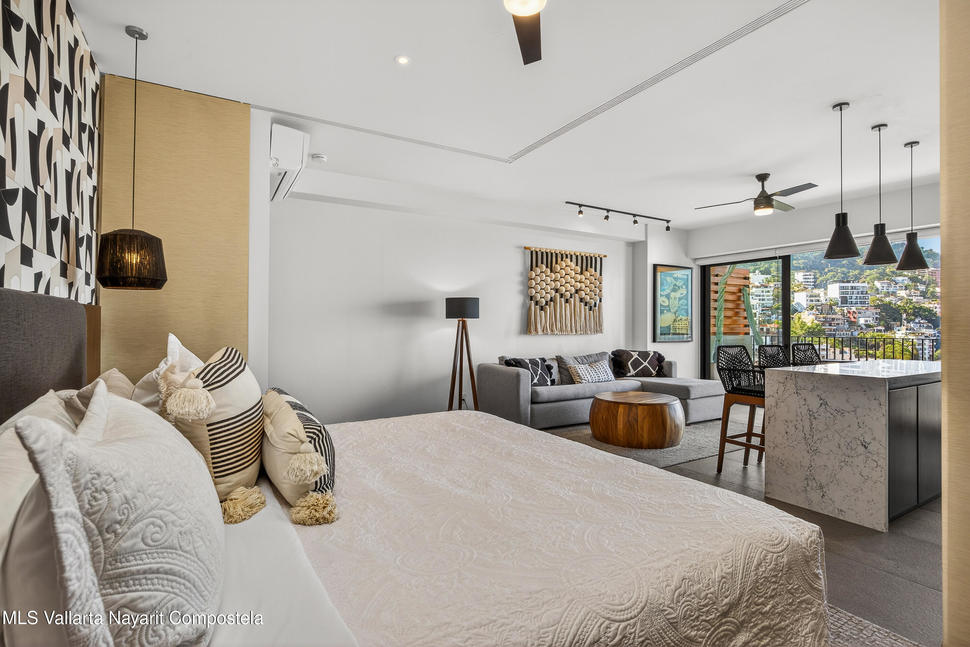 20251226203402250985000000 o