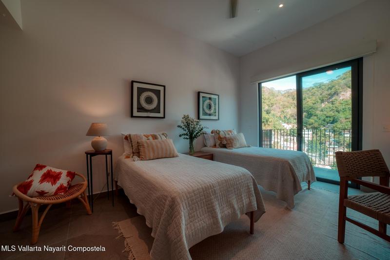 20260102185931036699000000 o