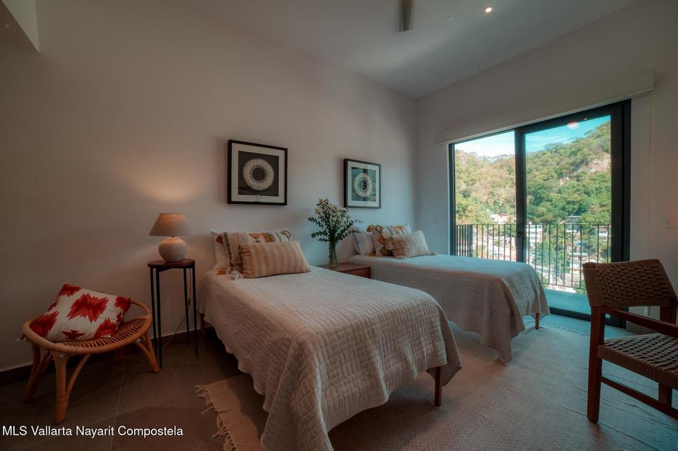 20260102185931036699000000 o