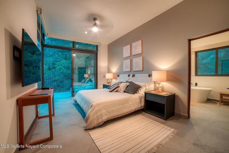 20260102190003889745000000 o