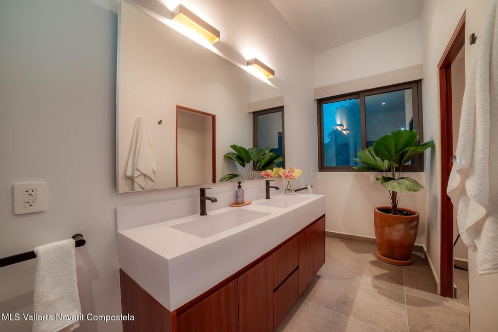 20260102190017003384000000 o