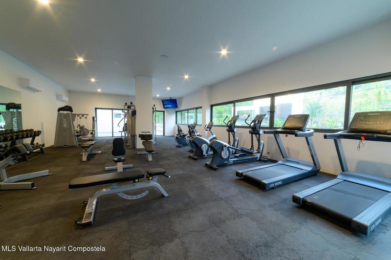 20260102190428303533000000 o