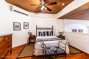 20251004180745144610000000 o