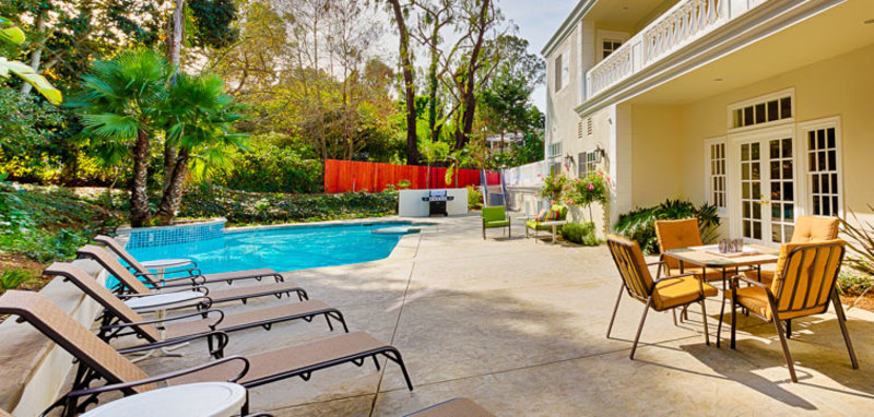 Pacific Whispers Villa Rental