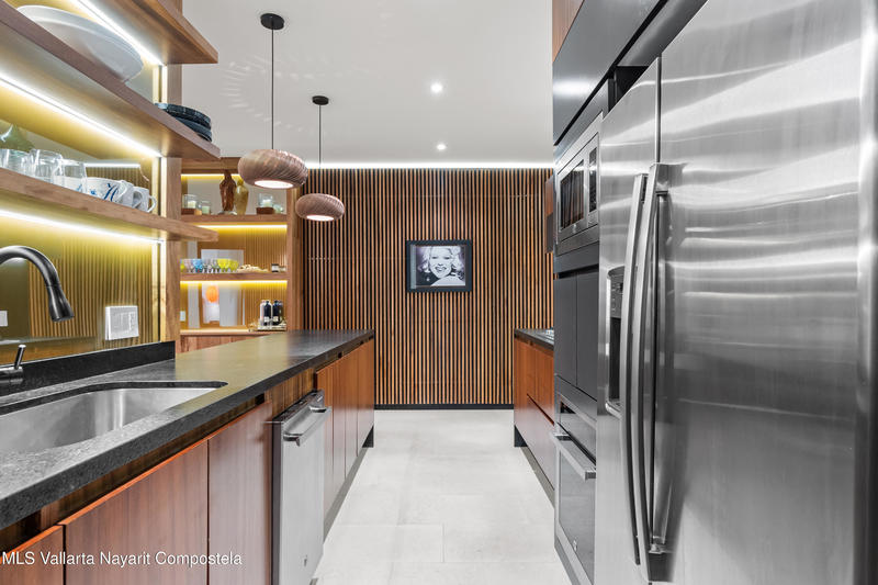 20250715010534883571000000 o