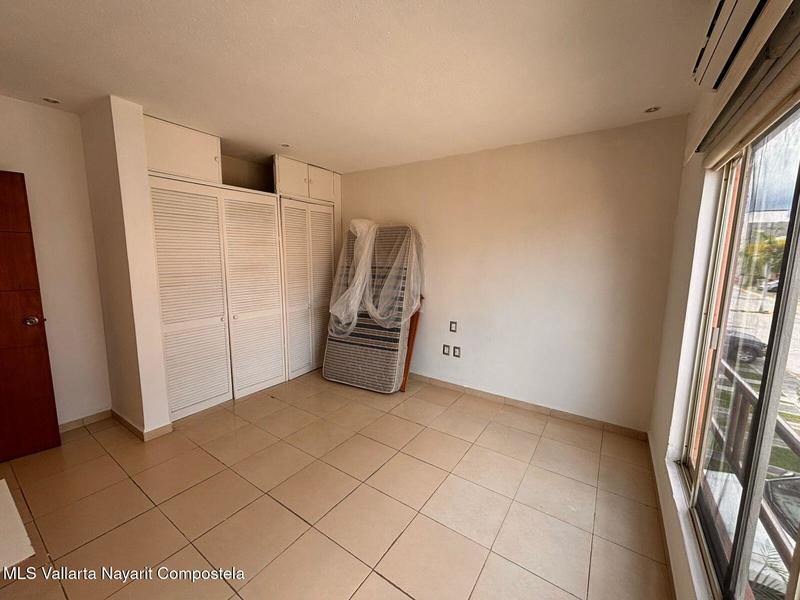 20250916214611010697000000 o