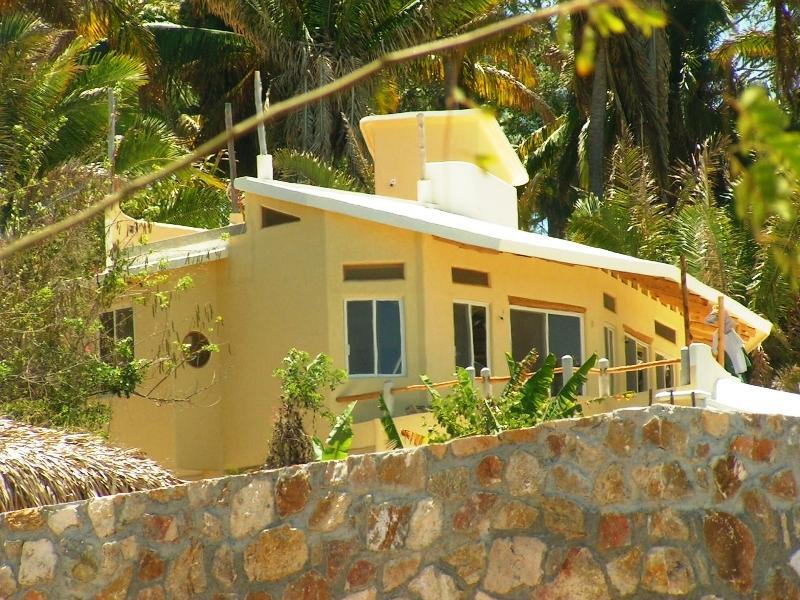 Casa Piedras