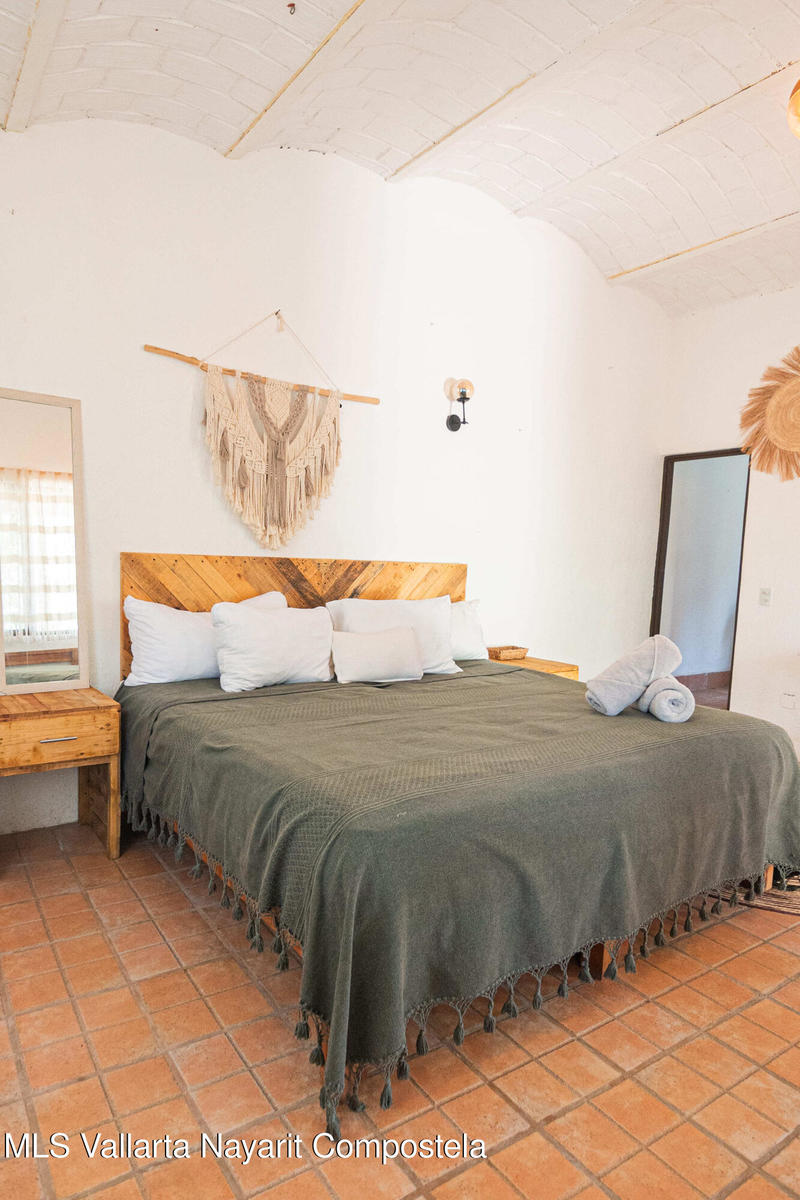 20251224172232480587000000 o