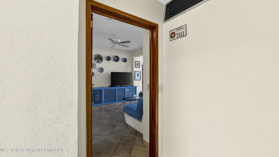 20251117164358805939000000 o