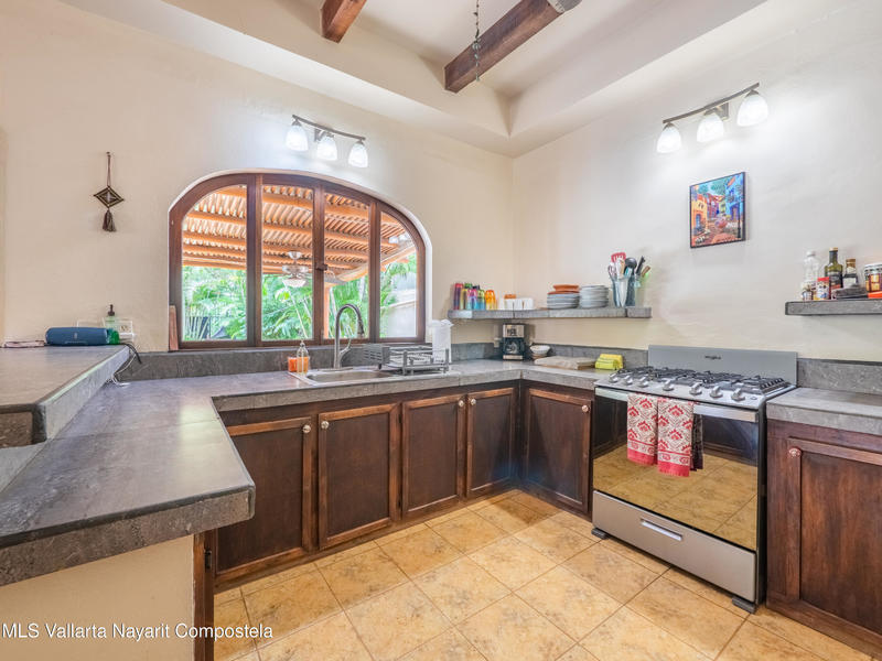 20250926225005250108000000 o