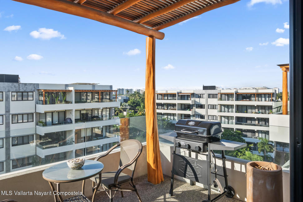 20251029213550051037000000 o