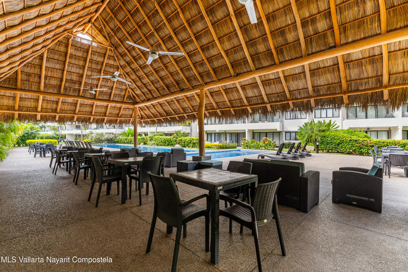 20251118211022713749000000 o