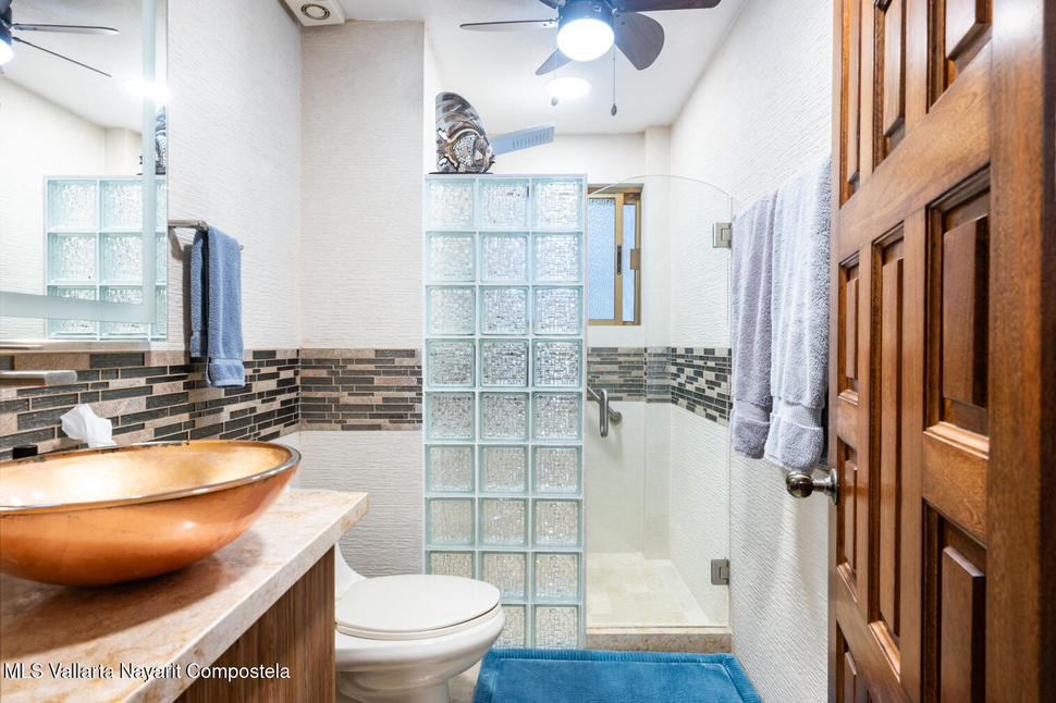 20251113184612087983000000 o