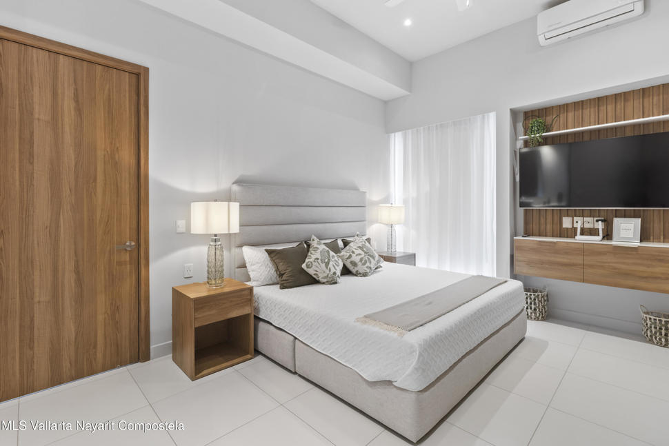 20251105211507996421000000 o