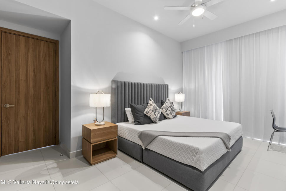 20251105211627131921000000 o