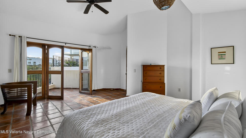 20251229173851929639000000 o