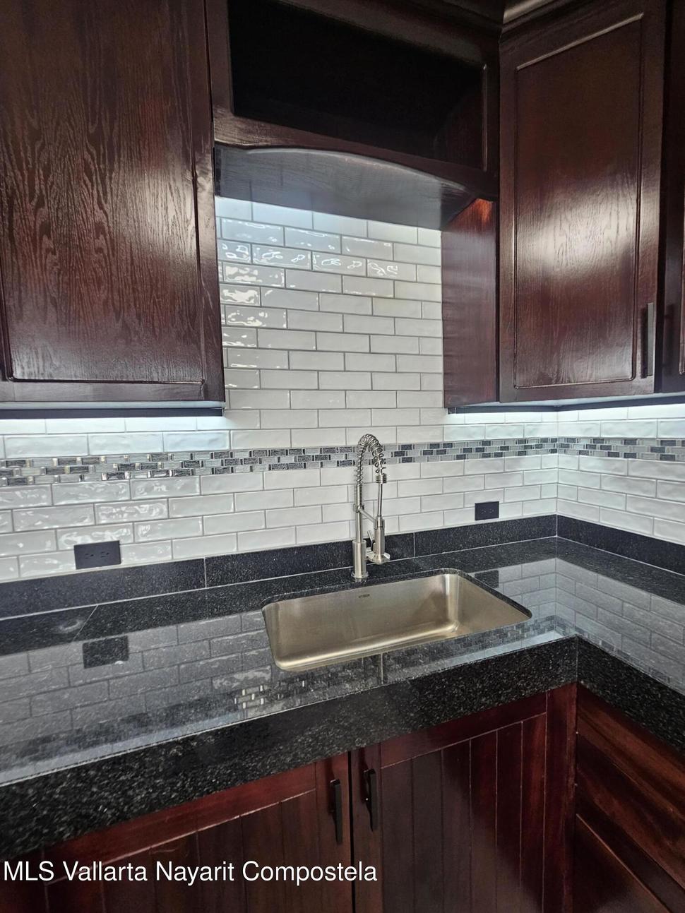 20251227231429615585000000 o