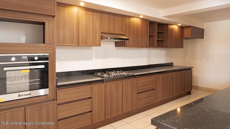 20251014204435564570000000 o