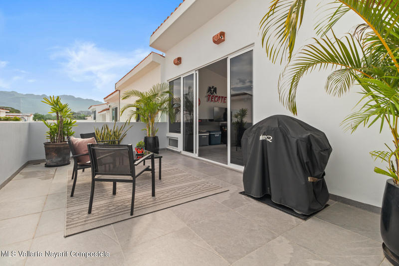 20251028204719856968000000 o