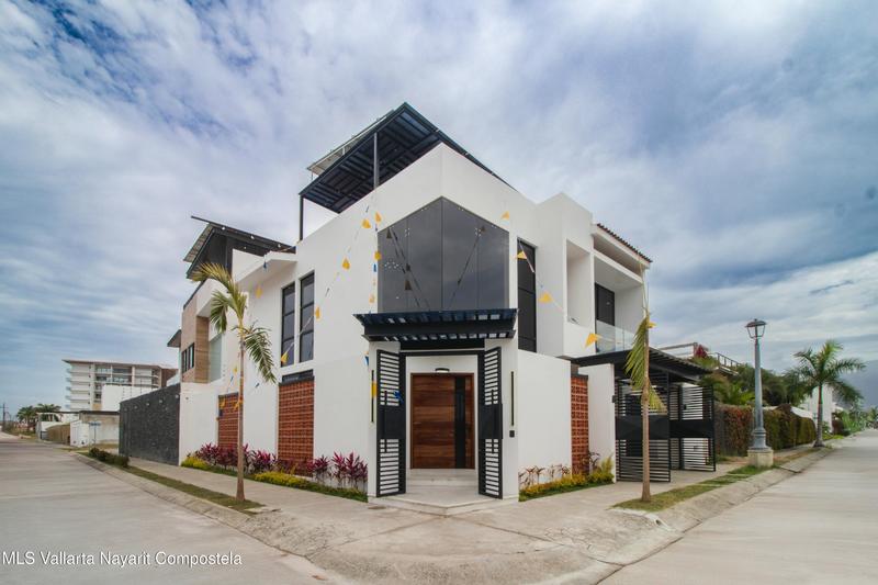 Casa Rio Sena