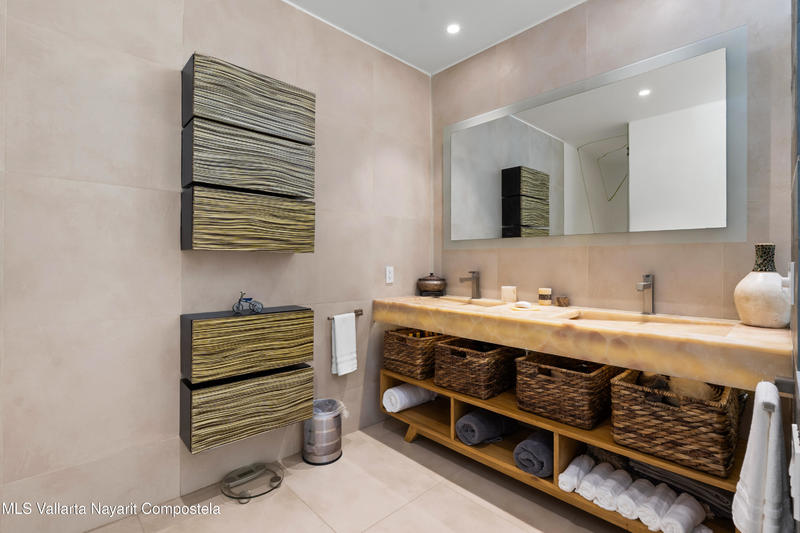 20260108224703730595000000 o