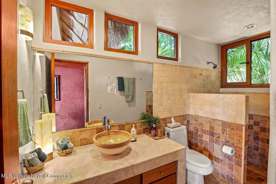 20260211012136753049000000 o