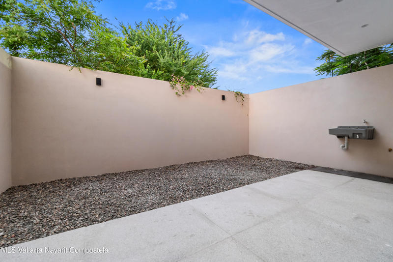 20250918183831111463000000 o