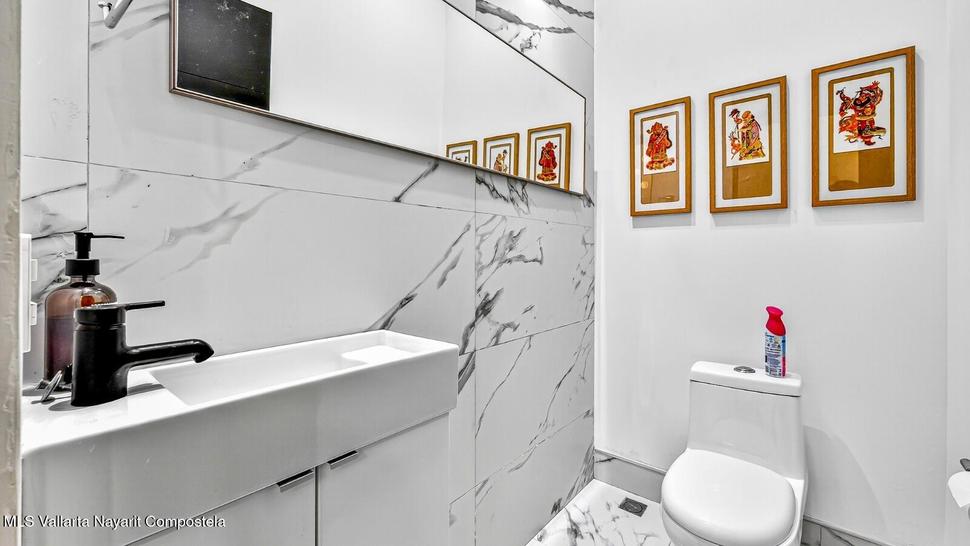 20251122012219208745000000 o