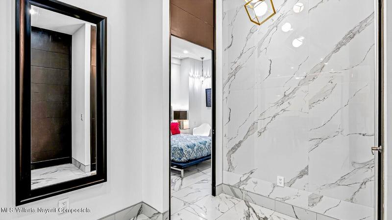 20251122012221832197000000 o