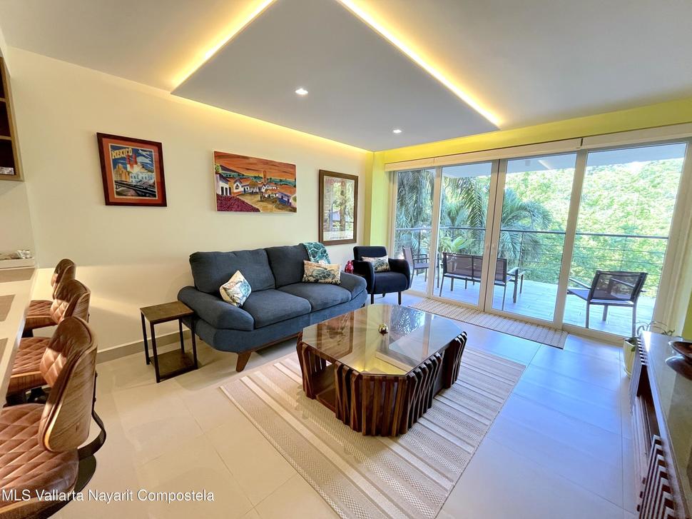 20251111201859286150000000 o