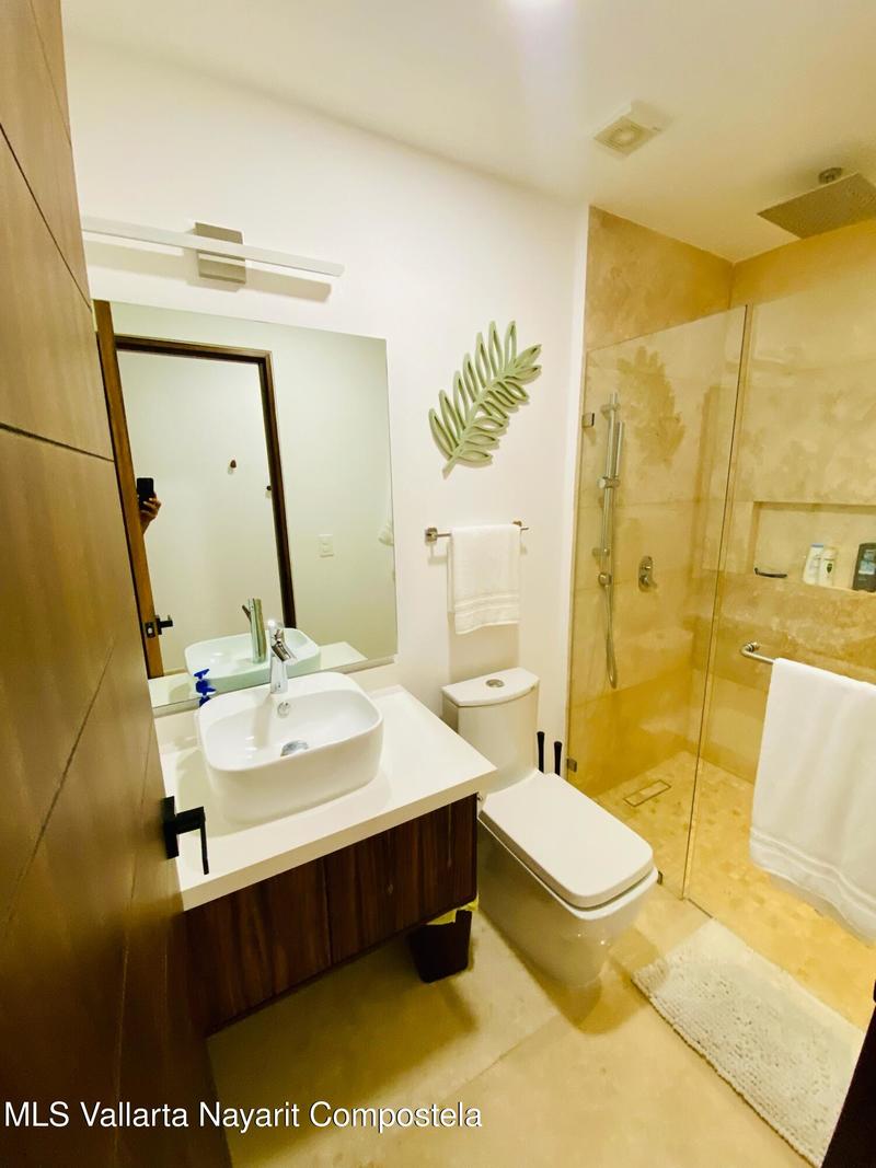 20251010185616676639000000 o