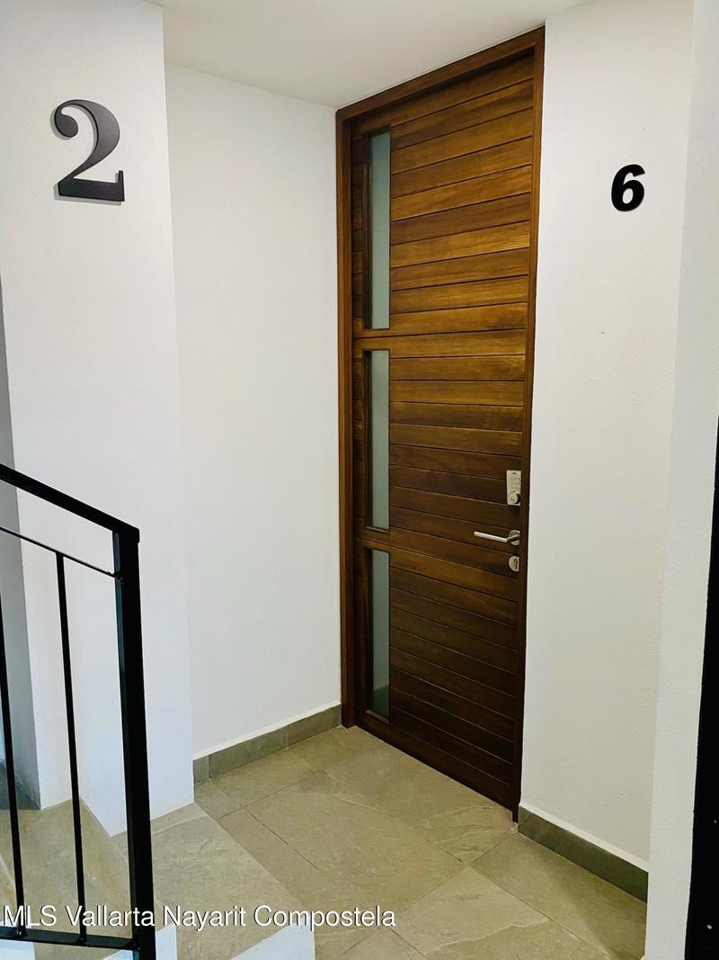 20251010185925755485000000 o