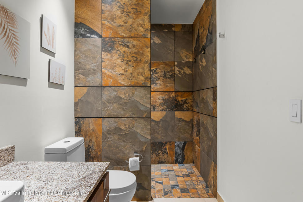 20250921183930611059000000 o