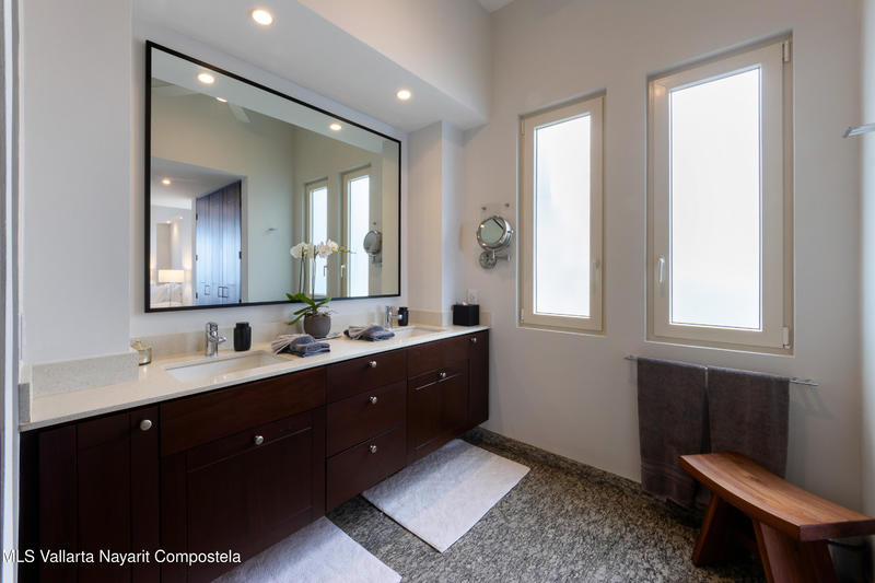 20250611210117223452000000 o