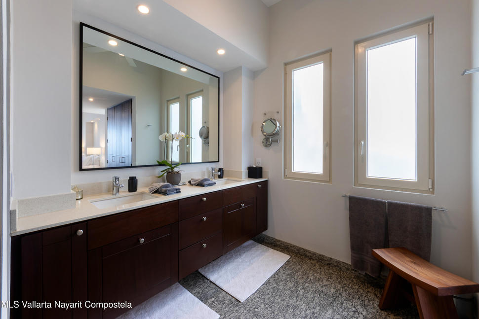 20250611210117223452000000 o