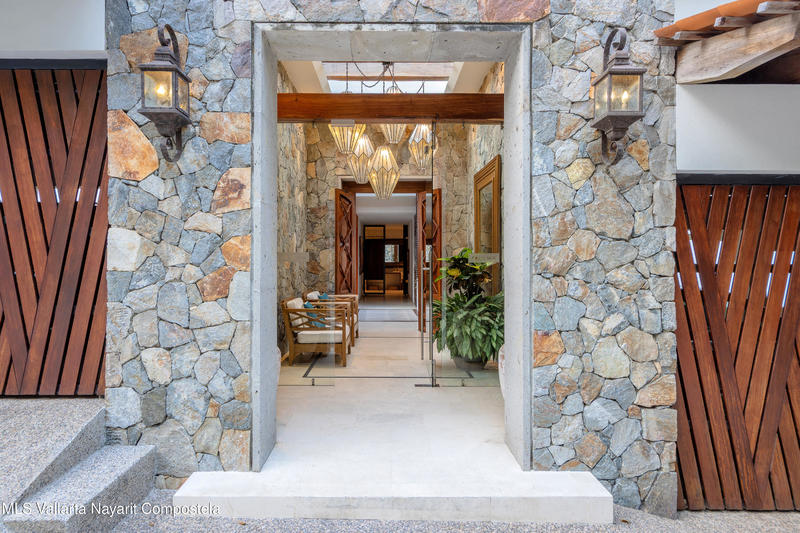 20250611210150516277000000 o