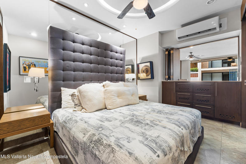 20251027044604624095000000 o