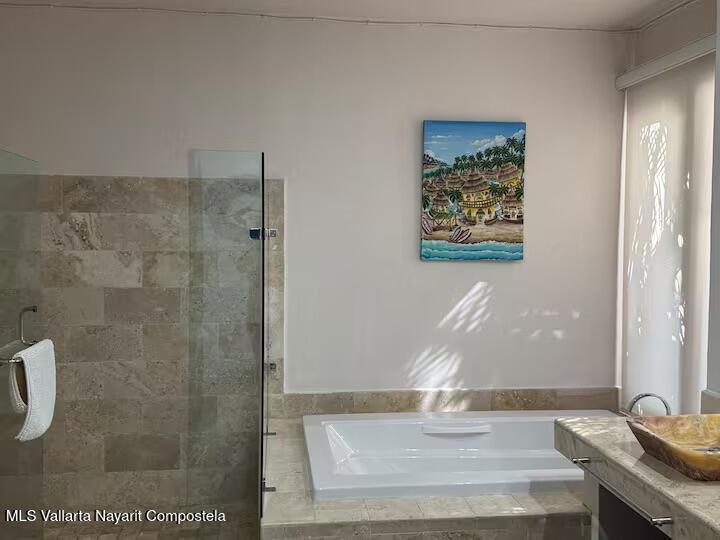 20251210195236196043000000 o