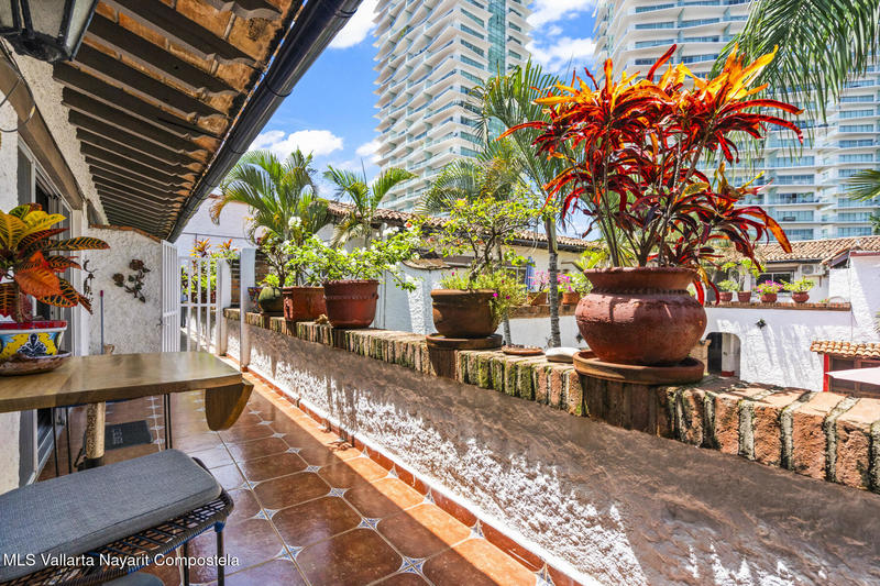 20251002230826806865000000 o