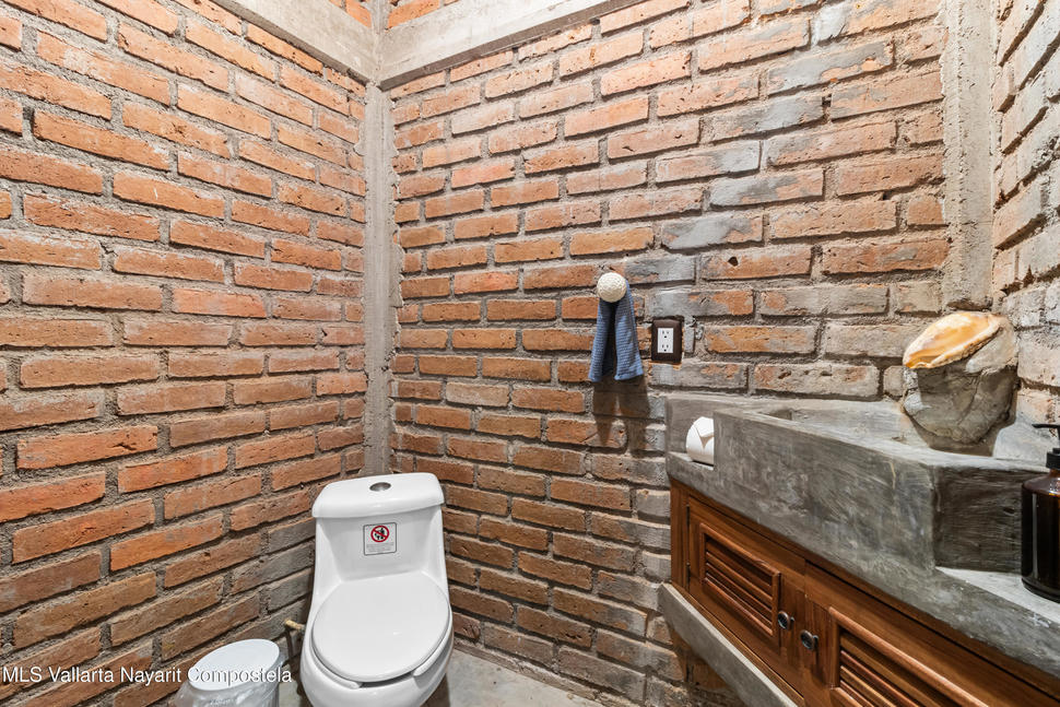 20250922211450022651000000 o