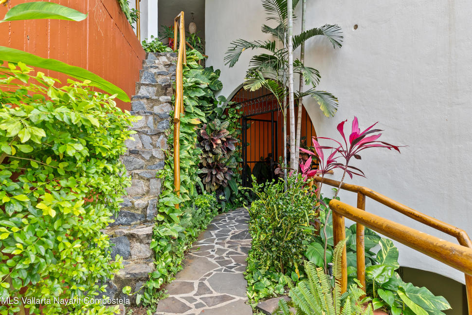 20260109235223077110000000 o