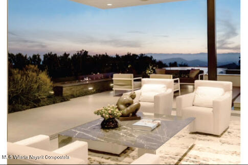 20251205195155822546000000 o