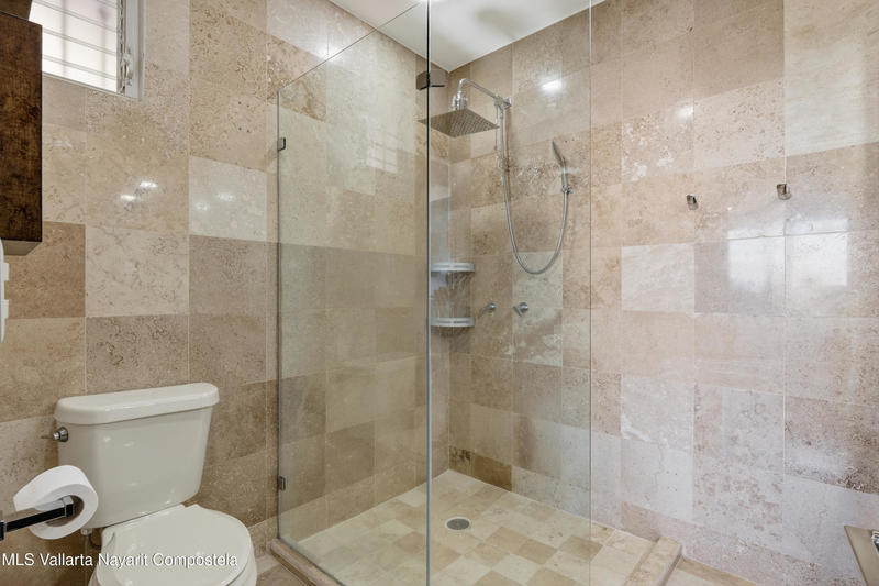 20251015225818065446000000 o