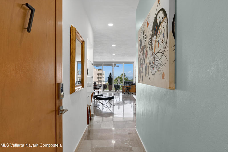 20251015225858722347000000 o