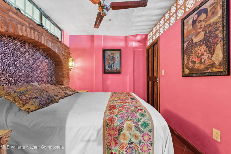 20251119225501342178000000 o